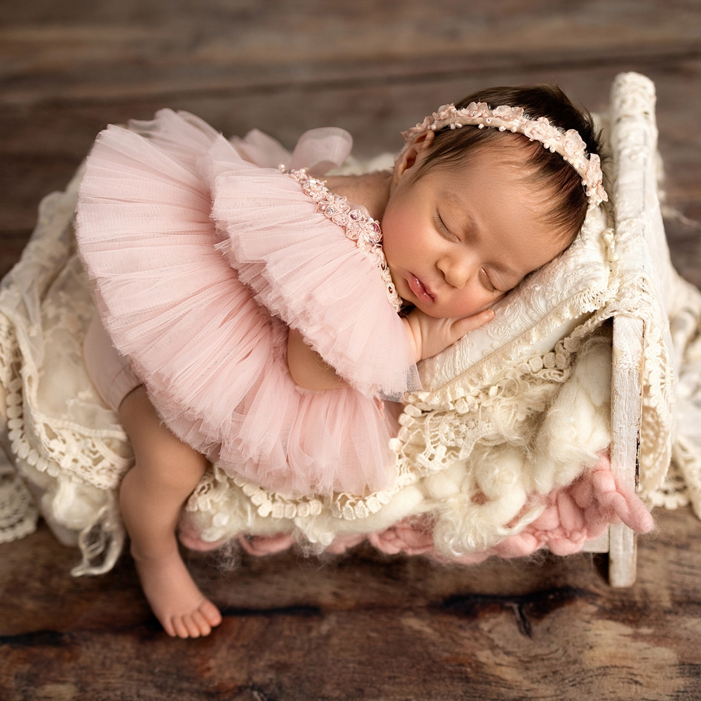 Newborn Photography Props Flor - Baby Clothing Onesies บทวิจารณ์และราคา